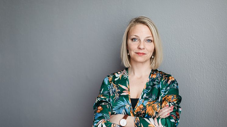 Malin Novén 2022 profil liggande 2