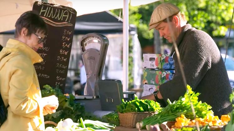 Community-supported agriculture: Rekola, Finland (Sreenshot from the movie '100 years biodynamic')