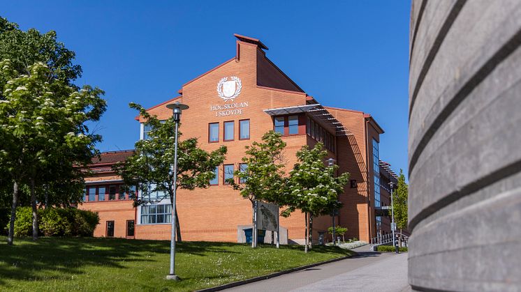 Programutbildningarna till sjuksköterska och inom dataspelsutveckling lockar flest förstahandssökande på Högskolan i Skövde. 