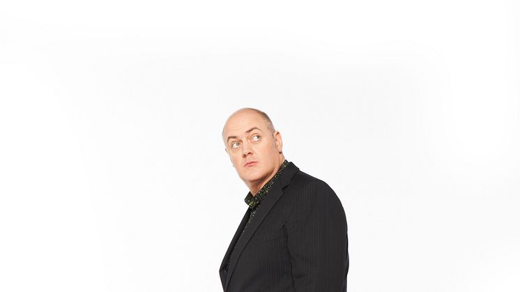 Standup-stjärnan Dara Ó Briain till Sverige