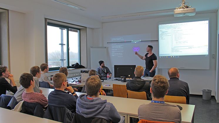 Mehr als 300 Schülerinnen und Schüler beim 6. Fachtag Informatik am 24. Januar 2017 an der Technischen Hochschule Wildau