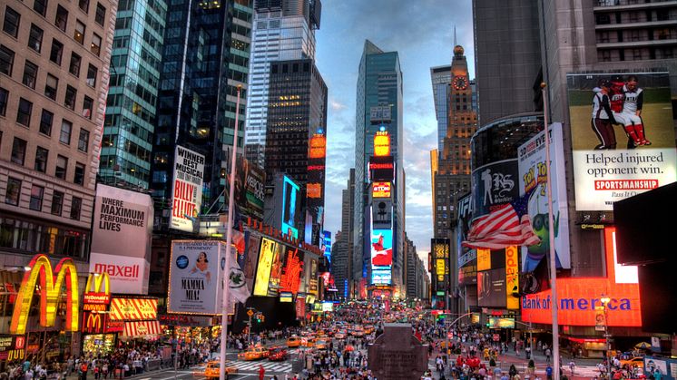 Five alternative shades of New York City