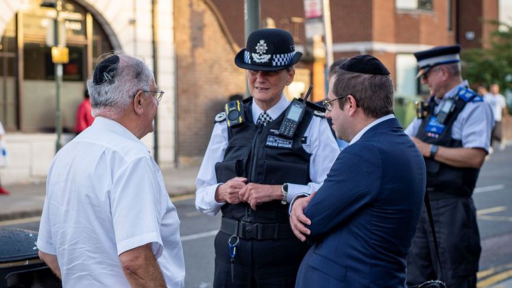 Deputy Commissioner Dame Lynne Owens during a visit to Golders Green on Monday evening