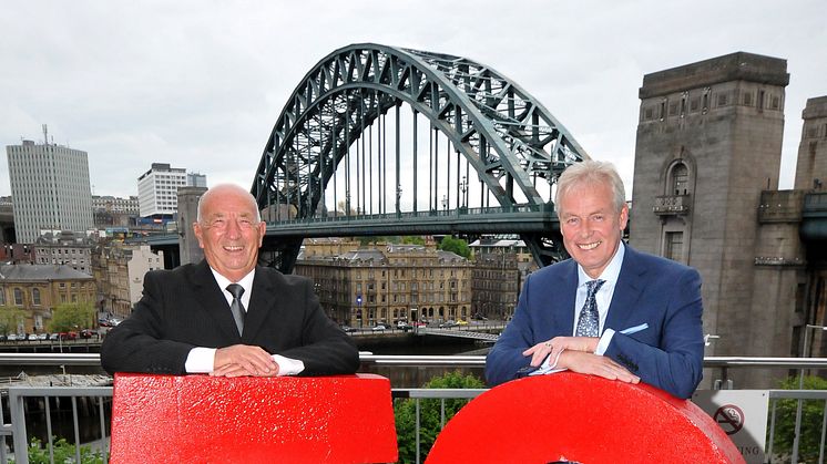 Lloyd Sheriff (left) with Go North East managing director Kevin Carr