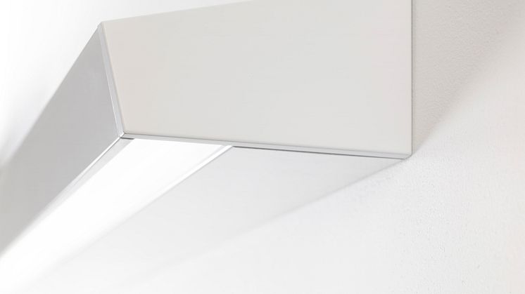 Aluflex Wardlight. A versatile hospital ward luminaire with Tunable White