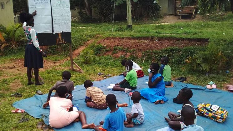 Bilden är från vår Catch Up Club i Uganda