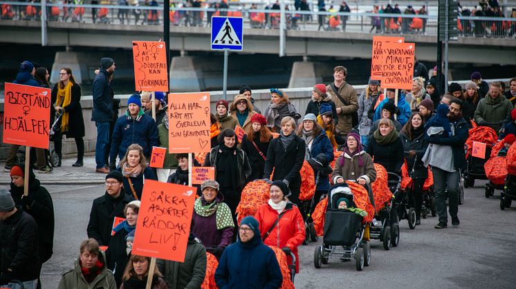 Barnvagnsmarschen Stockholm + Women’s March = SANT