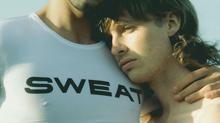 Sweat - Ny känsloladdad singel från Isak Danielson