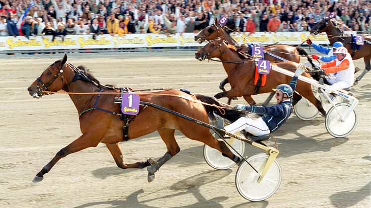 Victory Tilly vinner Elitloppet 2000