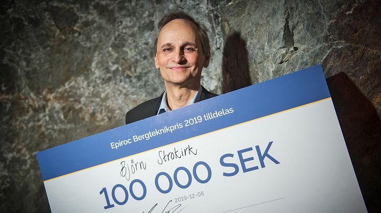 Björn Strokirk tilldelades Bergteknikpriset 2019 på Epirocs Luciaseminarium