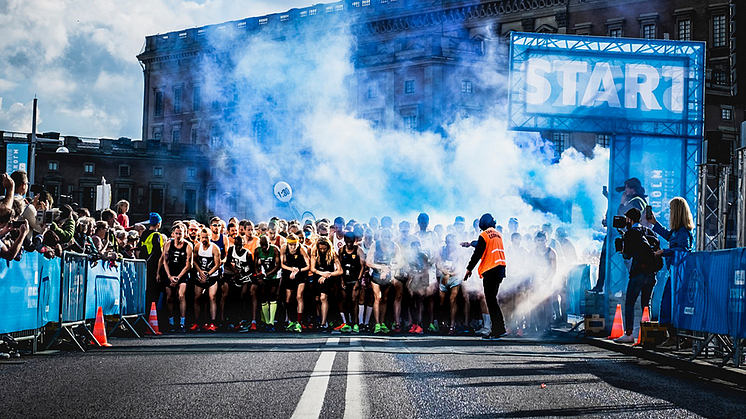Sekunderna innan första start i Ramboll Stockholm Halvmarathon 2019.