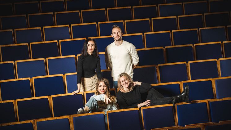 Go Business team bakre raden från vänster: Jonna Valikainen, Andreas Eklund och främre raden från vänster Camilla Neideman och Elin Emanuelsson. 