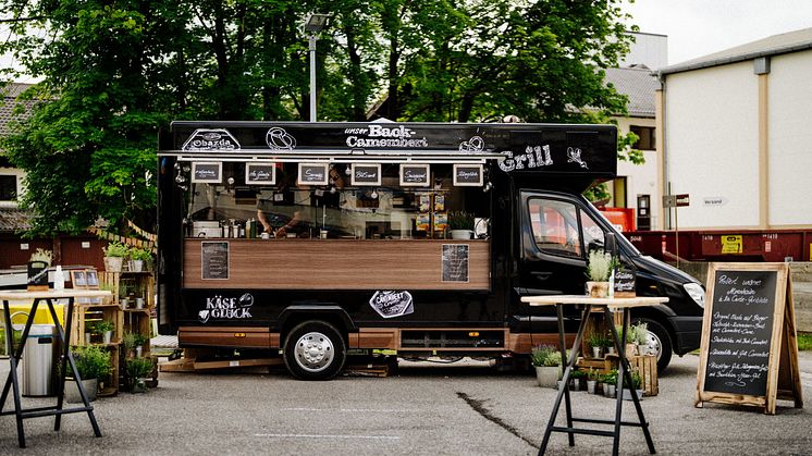 „Käseglück on the road“ – Noch bis August tourt der Foodtruck durch Deutschland; nach München folgen Stuttgart, Köln, Hamburg und Berlin