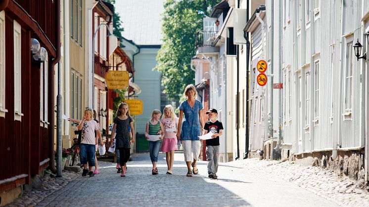 Utländska gourmetjournalister ska testa småländsk ostkaka