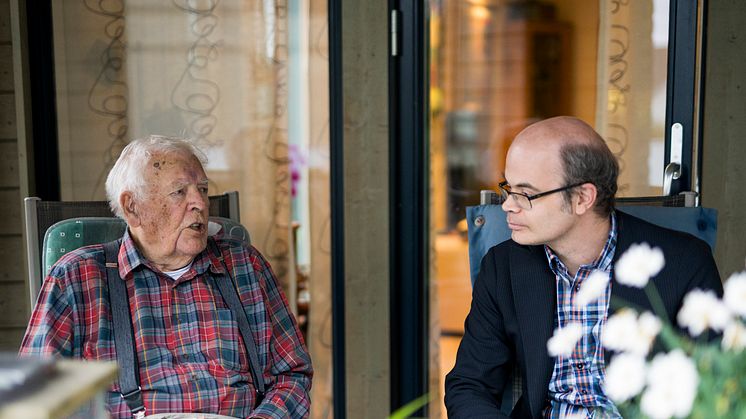 Boken om Thorbjørn Berntsen skal være en lettlest og forhåpentligvis samtidig lærerik portrett- og intervjubok, skriver Hans Olav Lahum i bokens forord (Foto: Maria Kleppe Vihovde)