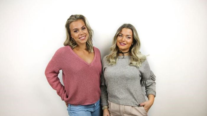 Mathilda & Andrea lägger ner sin podd – livepoddar för sista gången i Göteborg