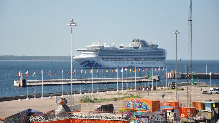 ​Kryssningssäsongen är igång - förberedelserna pågår för fullt i både hamn och stad