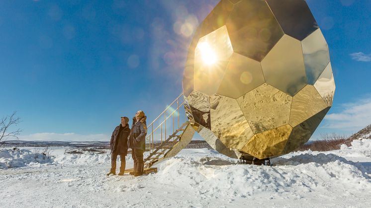 Riksbyggens Solar Egg deltar i den världsomspännande tävlingen ”Building of the year”