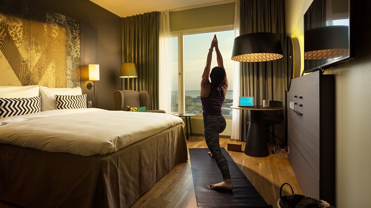 Yogahotellrum på Radisson Blu Metropol i Helsingborg, med fri yogaträning via onlineverktyget Yogobe.