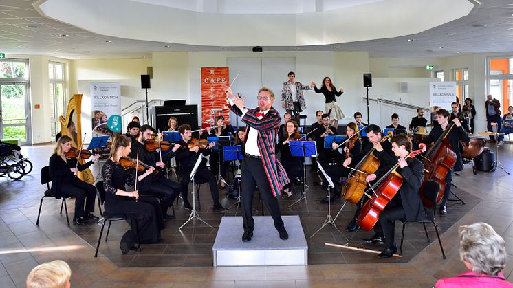„Was für ein (Musik-)Theater!“ - Westfalen Weser Energie-Gruppe bringt Musikerlebnis für die ganze Familie nach Marienmünster