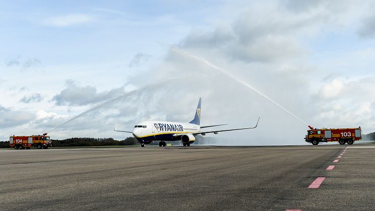 Vattensalut vid Ryanairs landning på Malmö Airport idag. Foto: Jens Christian Bladh