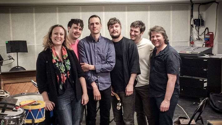 Warner Music/Parlophone välkomnar Winhill/Losehill