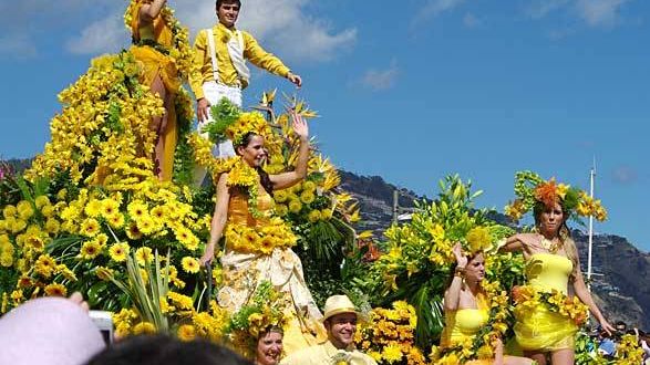 It’s a ‘floral frenzy’ for Fred. Olsen Cruise Lines’ guests in 2015