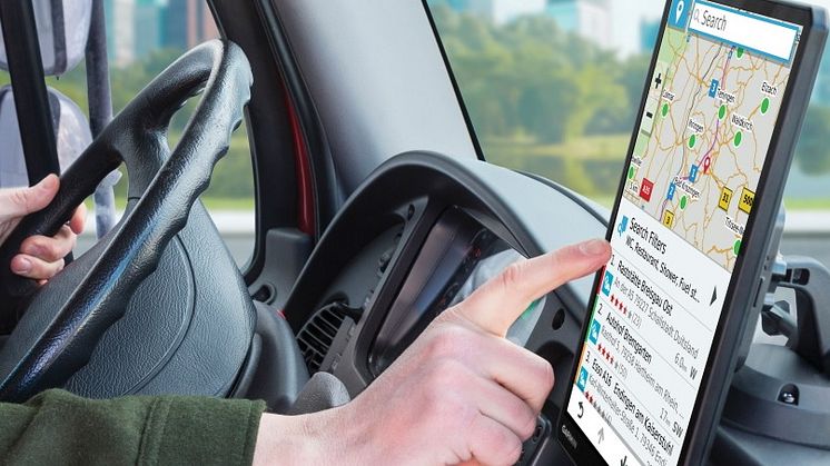 Garmin esitteli suurikokoisen dēzl™ LGV -navigaattorimalliston raskaanliikenteen erityistarpeisiin