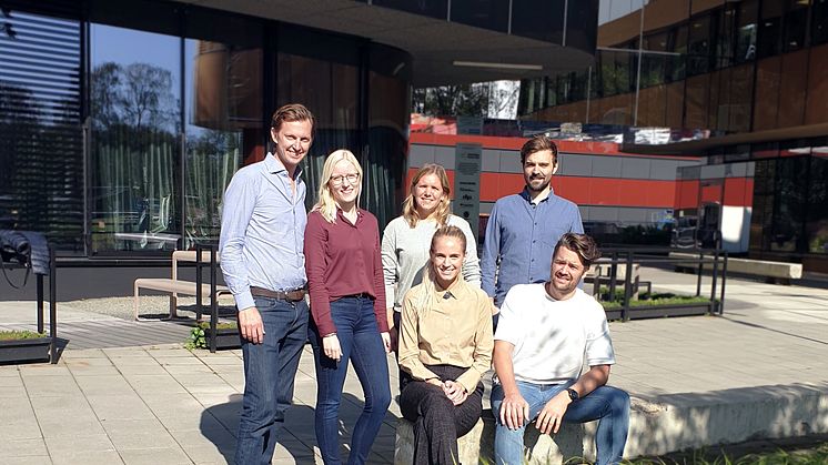 Niclas Sigholm, Emelie Israelsson från Västeråskontoret och Hanna Tengelin, Joel Goop, Jennie Sträng och Henrik Näsström från Göteborgskontoret. 