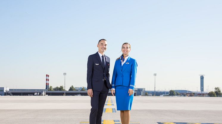 AFKL staff at tarmac