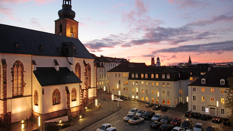 Saarbrücken_Schlosskirche_im_Abendlicht