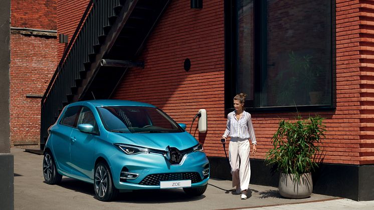 ​Renault och NewMotion hjälper förare att växla till eldrivet genom att erbjuda lösningar för laddning, hemma eller på väg