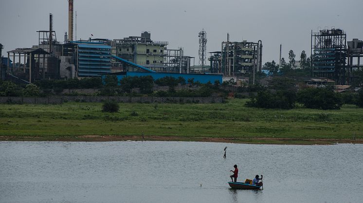 In India, local communities have for decades protested about the effects of pollution from pharmaceutical production. Picture from the Swedwatch rapport "The Health Paradox" in 2020, Hyderabad, Indien. Photo: Shailendra Yashwant