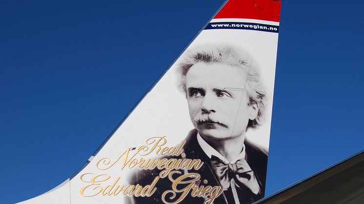 737-800 Edvard Grieg 