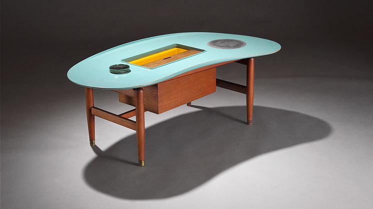 Finn Juhl: Unique coffee table (1945)