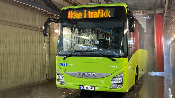 Norges første svanemerkede bussvaskehall er nå åpnet. Dette er et stort miljømessig gjennombrudd for norsk kollektivtransport.