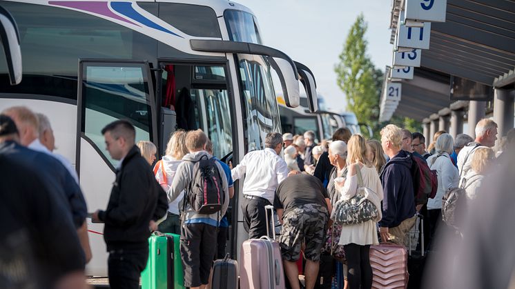 Det ostadiga vädret ökar efterfrågan på sista minuten-resor