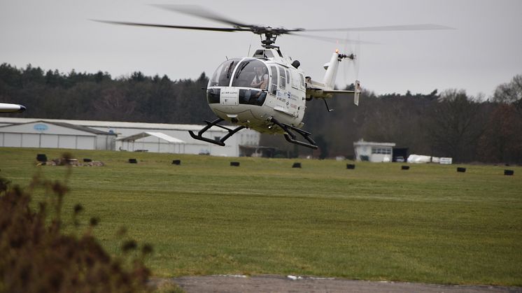 SH Netz kontrolliert rund 465 Kilometer Hochspannungsleitungen in Schleswig-Holstein per Helikopter