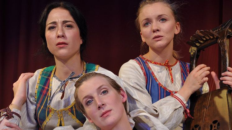 Västanå Teater berättar "FARMORS HISTORIER" - premiär på Mårbacka