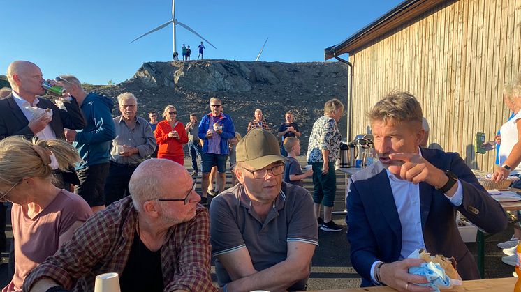 Folkefest da olje- og energiministeren besøkte Stokkfjellet vindpark i Selbu