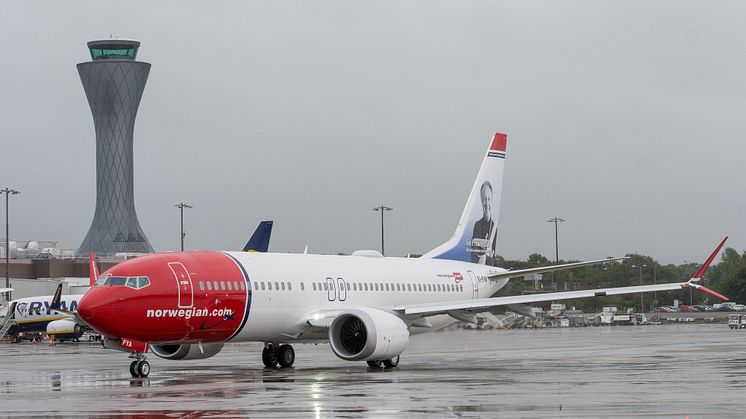 Norwegian 737 MAX - Sir Freddie Laker at Edinburgh