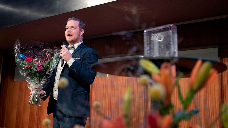Philip Engström mottar pris för Årets Alumn 2019 vid Luleå tekniska universitet