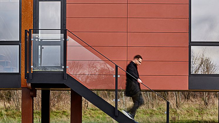 Trendigaste villafasaden är vit eller röd