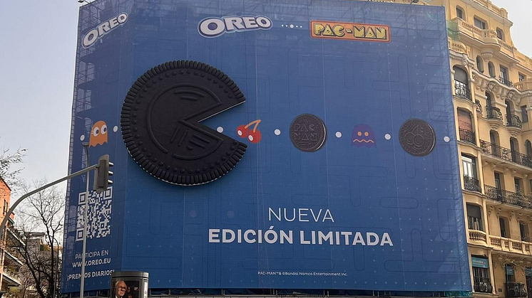 Una galleta OREO de 8 metros irrumpe en el centro de Madrid