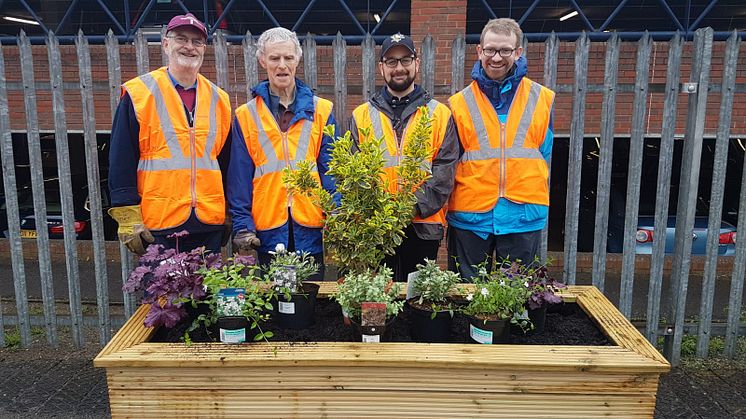 Thameslink staff and volunteers from the St Albans South Signal Box Preservation Trust have been planting up bee-friendly flowers at St Albans station 