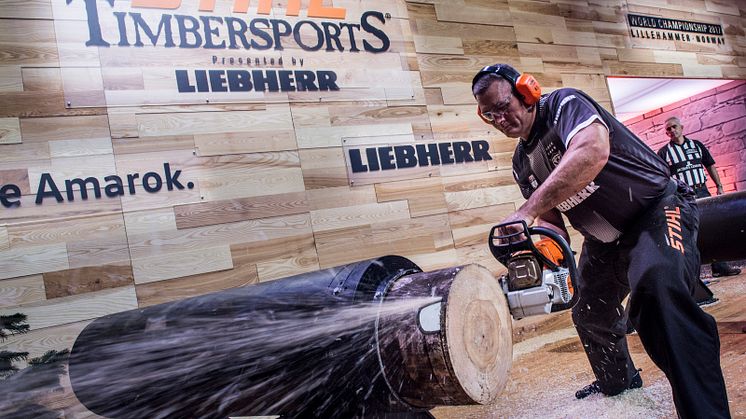 Jason Wynyard var ostoppbar under VM-finalen i Lillehammer och visade att gammal är äldst även i Timbersports. Foto: STIHL TIMBERSPORTS®