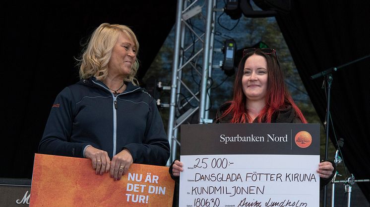 Anita Lundholm gav sin del av Kundmiljonen till dansföreningen Dansglada fötter