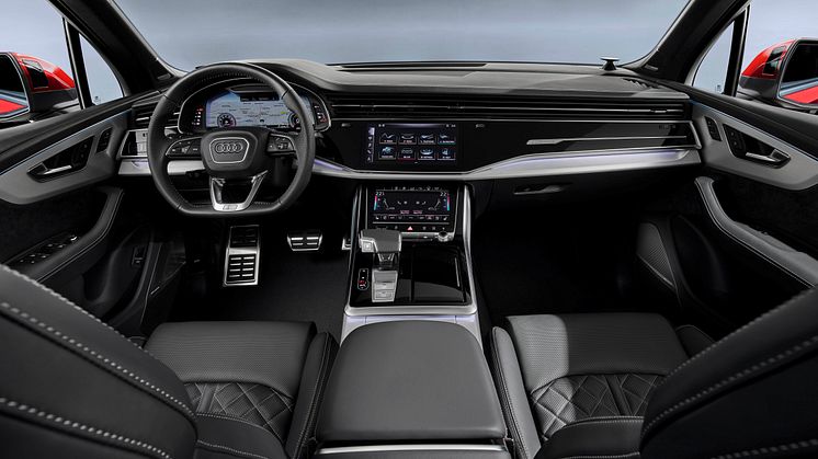 Audi Q7 (Matadorrød)