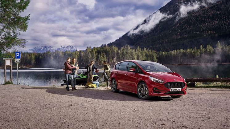 Ford S-MAX on ihanteellinen ratkaisu aktiiviseen elämään