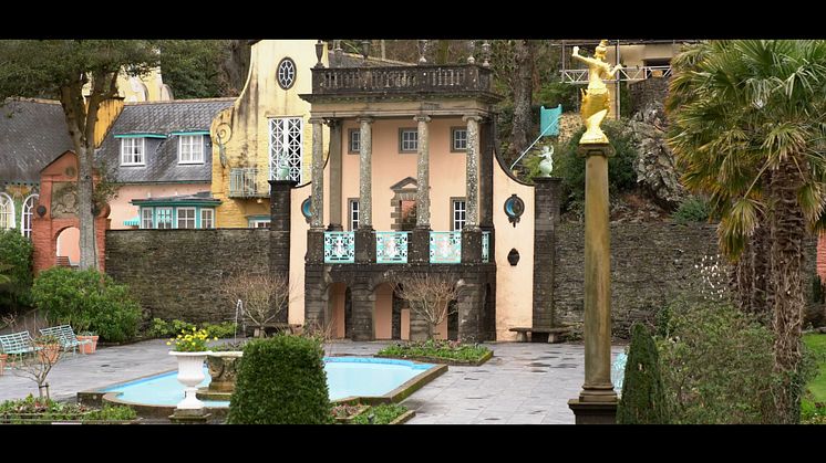 Beispielvideo Samyang AF 85mm F1.4 FE "Glimpses of Portmeirion" 4K